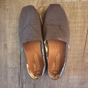 Women's Toms